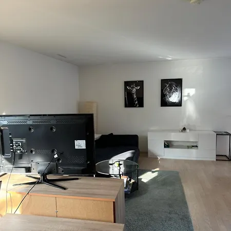 Apartment Hennu *